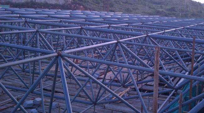 舟山概述网架加工中对钢材的质量的过细恳求